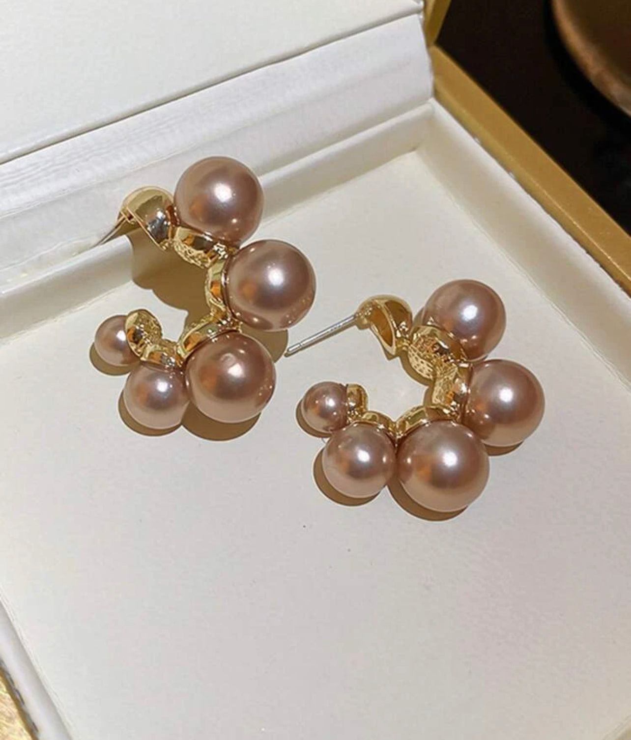 Faux Pearl Deco örhängen